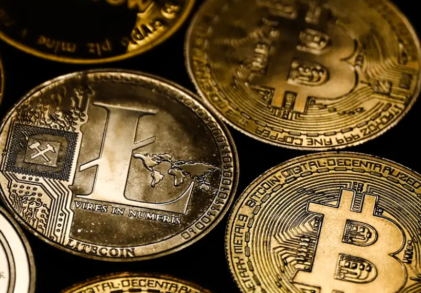 UK Moves to Block Crypto Donations in Politics, Hitting Farage’s Fundraising Plans